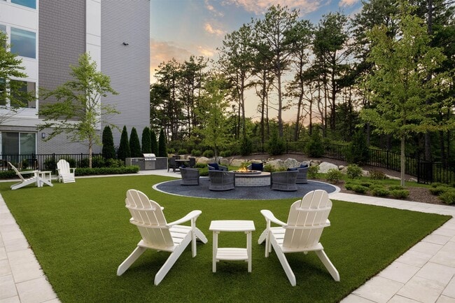 Building Photo - Berkshire at the Pinehills