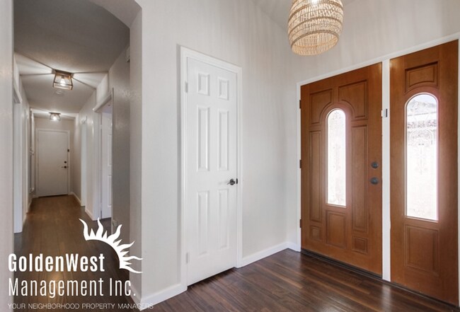Foto del edificio - Single Story 3Bdm 2Ba Townhome in Escondido