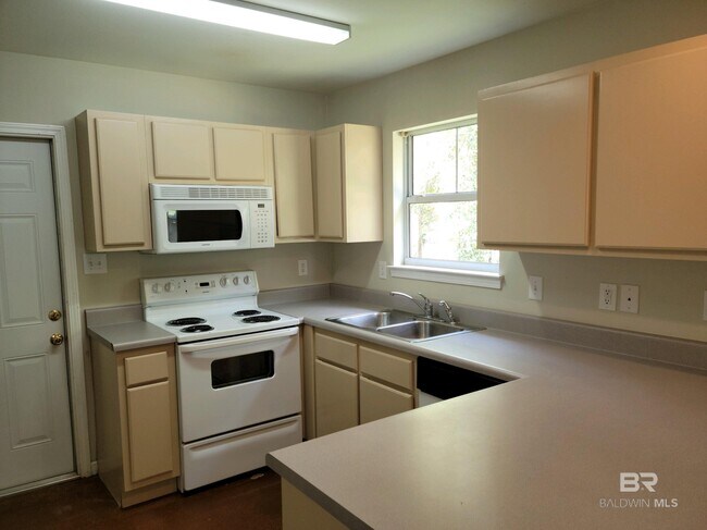 Foto del edificio - 18390 W Hammond St