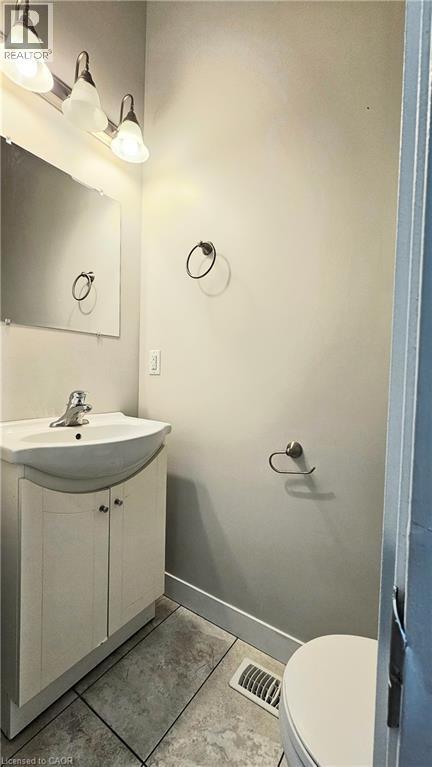 Photo du bâtiment - 439 Athlone Ave