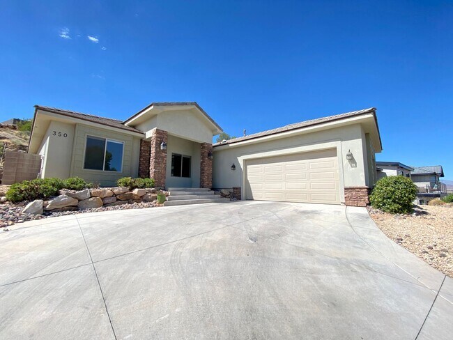 Building Photo - 4 br, 2 bath House - 350 E Vermillion Ave