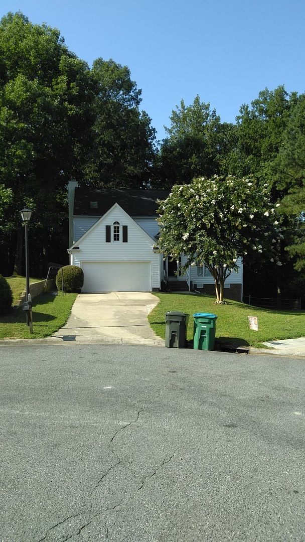 Building Photo - Four Bedroom Home in the Community of Annc...