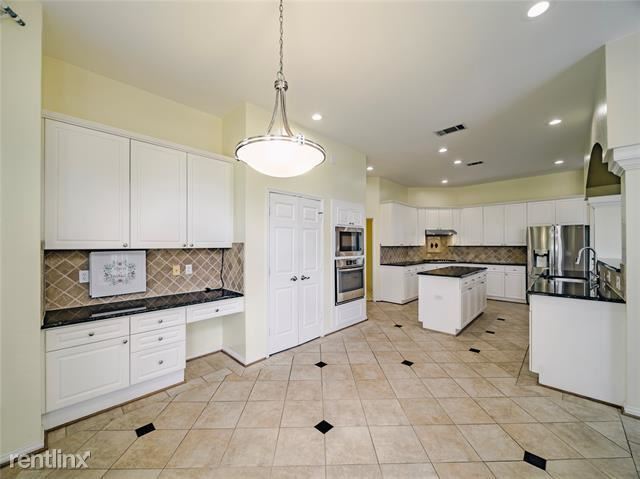 Foto del edificio - 5 br, 4 bath House - 7404 Brownley Pl
