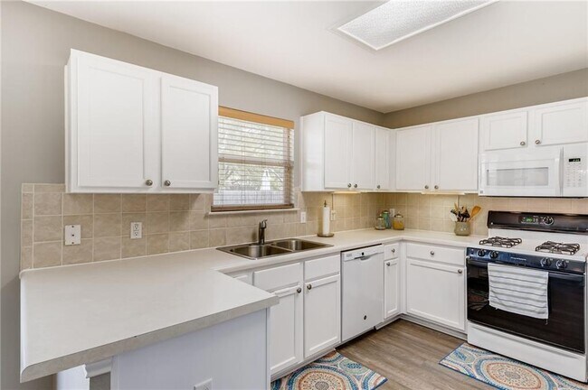 Foto del edificio - 12309 Orkney Ln