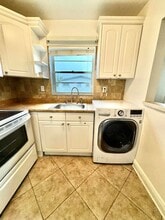 Building Photo - 48 Bedford B