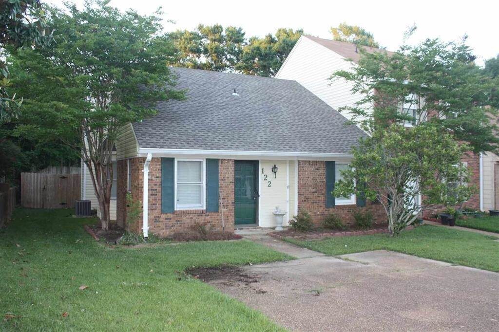 122 Amberwood Dr, Clinton, MS 39056 Townhome Rentals in Clinton MS