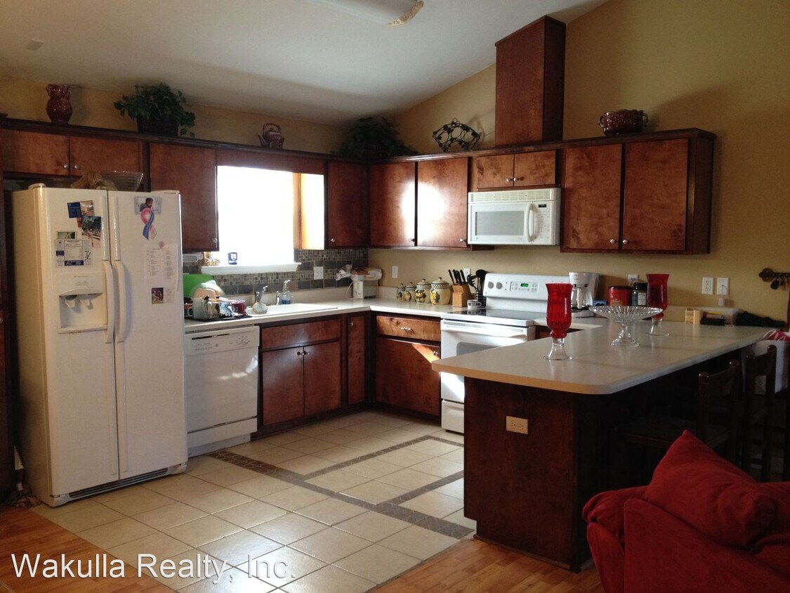 Building Photo - 3 br, 2 bath House - 35 Goldfinch Way