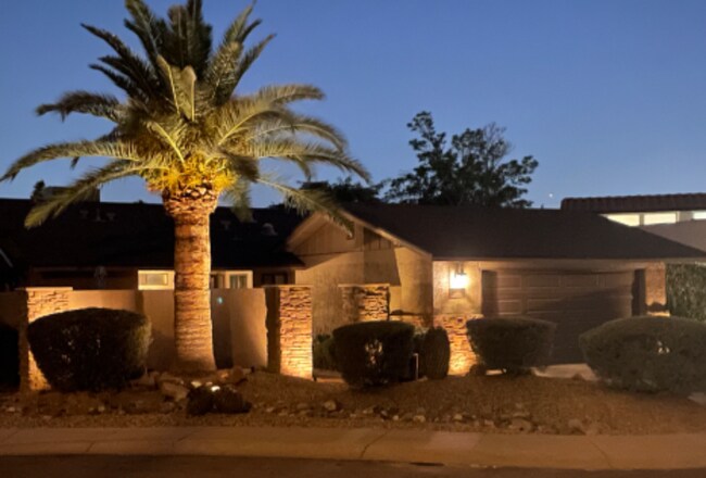 Building Photo - 7731 E Berridge Ln