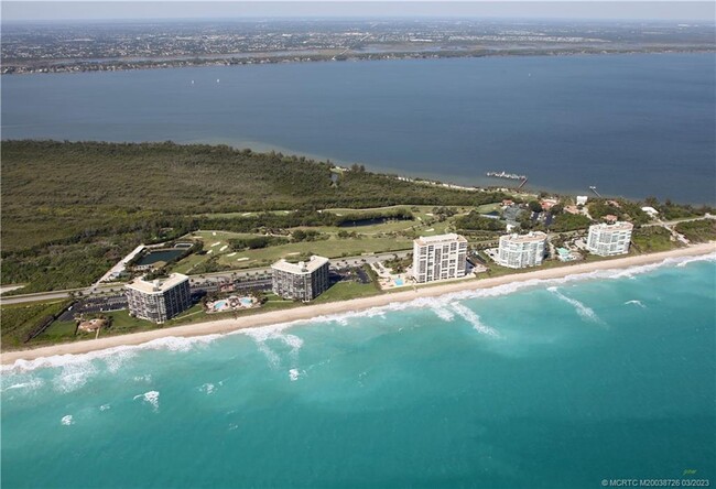 Foto del edificio - 8750 S Ocean Dr