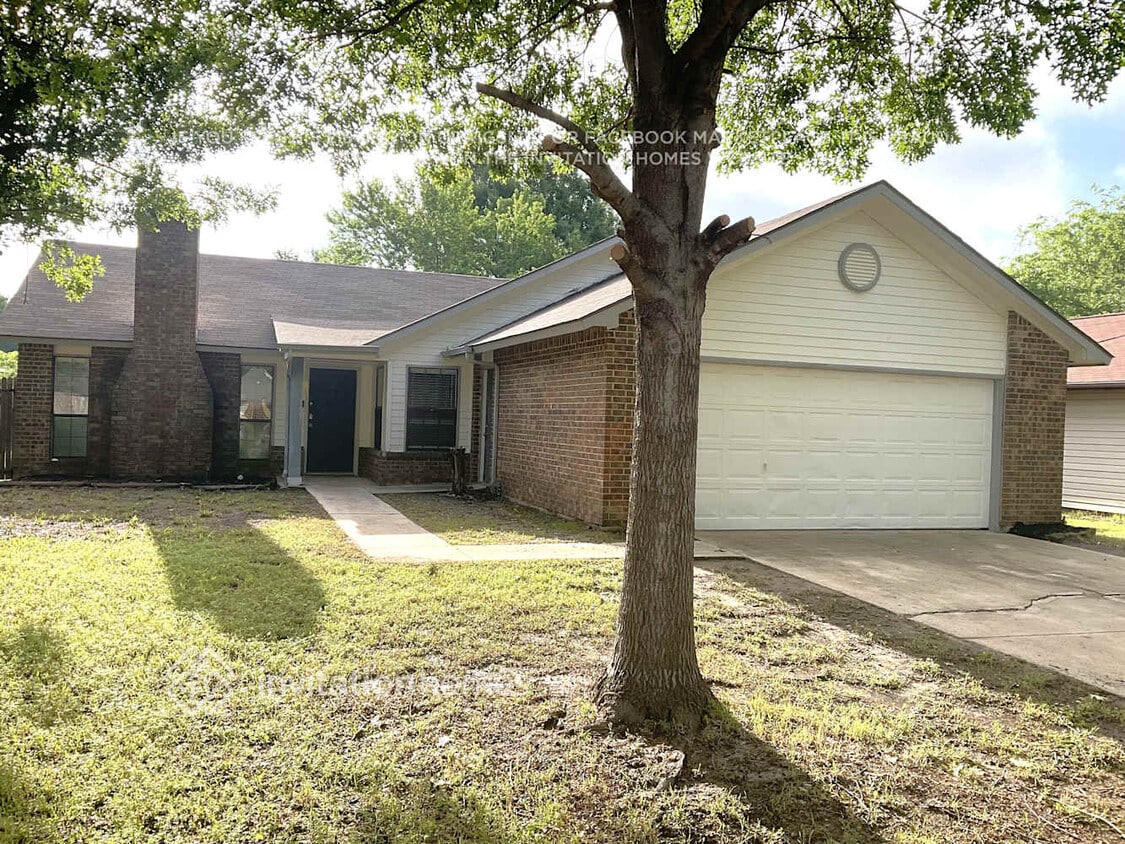 Foto principal - 2512 Freedom Ln
