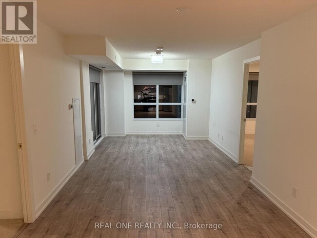 Building Photo - 10 Wilby Crescent