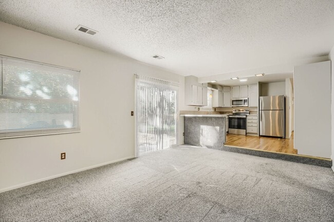 Building Photo - 4298 Sumac Ct