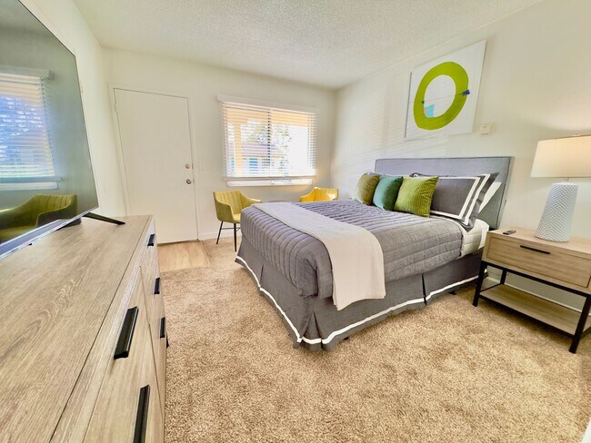 Foto del edificio - Overlook Point Apartments