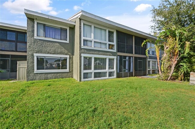 Building Photo - 5783 Peregrine Ave