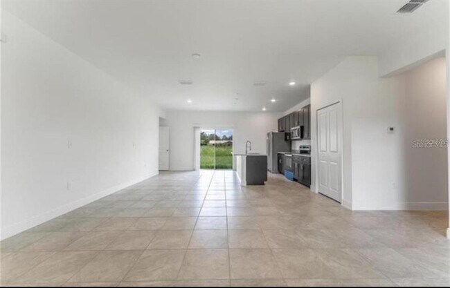 Foto del edificio - 3389 SW 126th Lane Rd