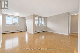 Building Photo - 9 Deer Park Crescent