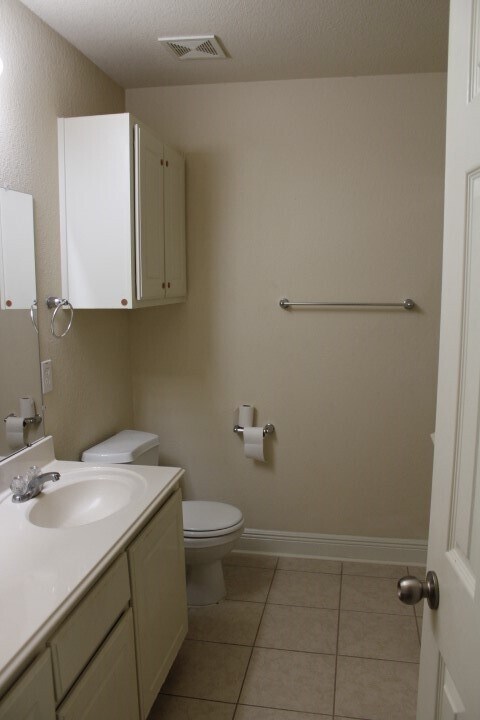 Foto del edificio - 18114 Surrey Lake Ln