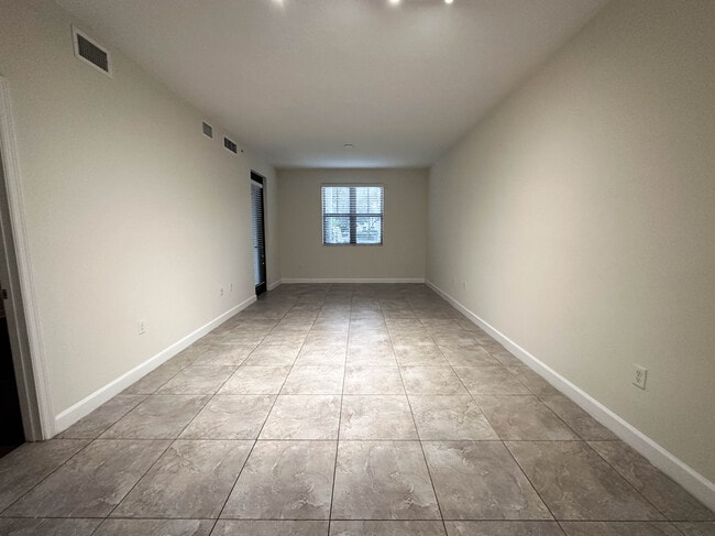 Foto del edificio - 3420 SW 23rd St