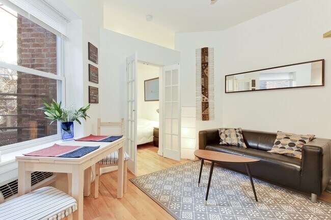 Foto del edificio - 1413 T St NW