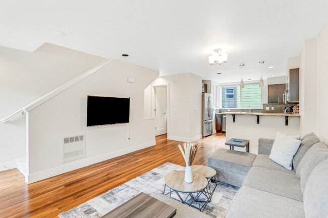 Foto del edificio - 3453 Meridian Ave N