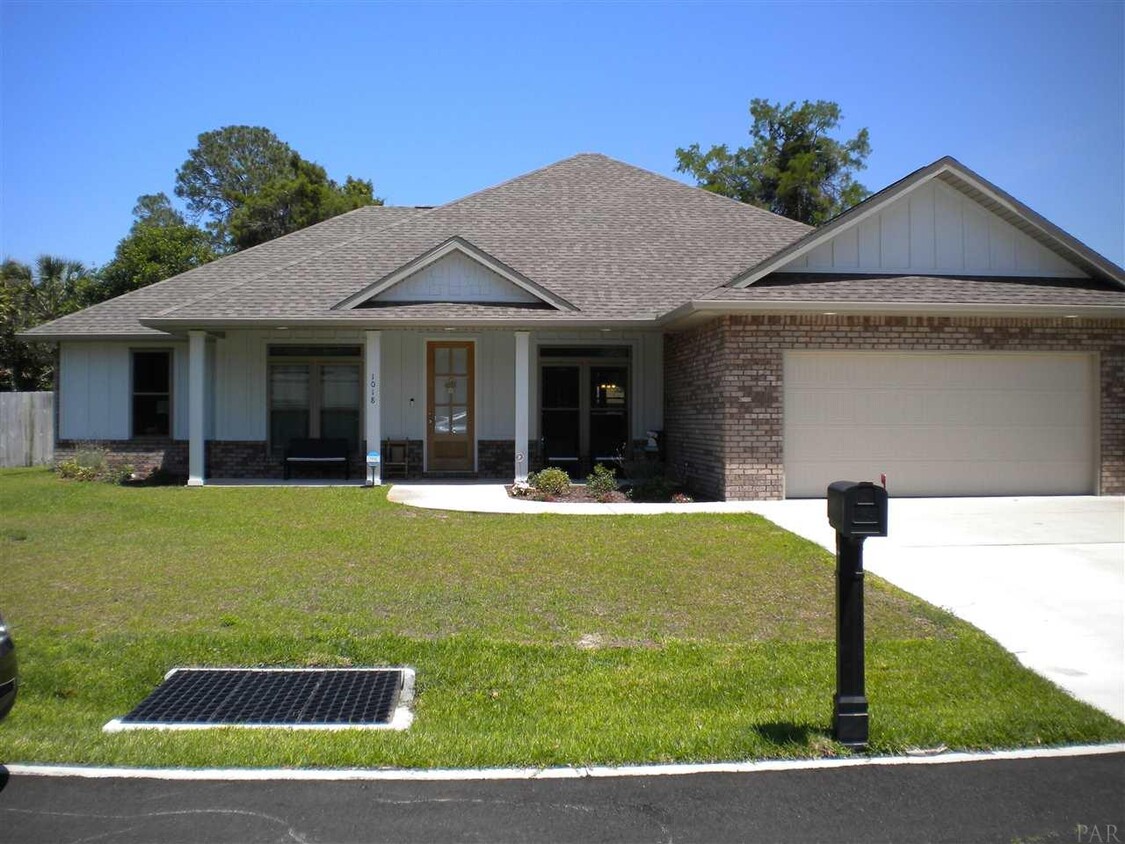 Primary Photo - 1018 Villa Venyce Ct