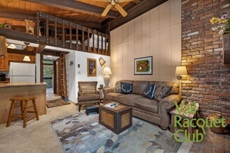 Building Photo - 4610 Vail Racquet Club Dr