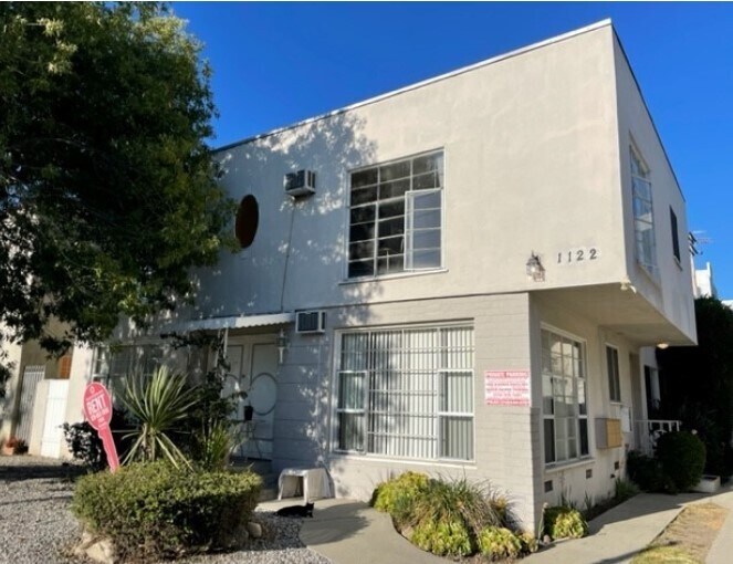 Foto del edificio - 1122 S Clark Dr