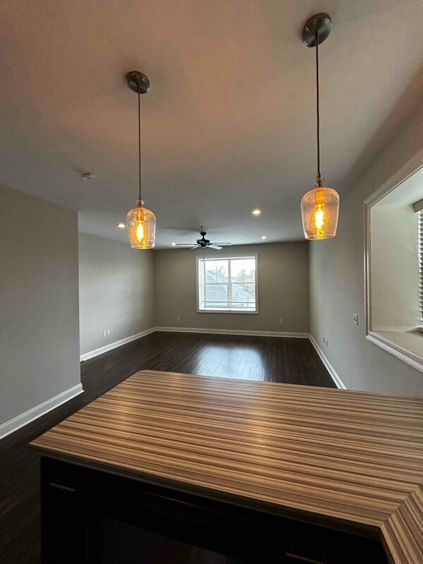 Foto del edificio - 970 Ridge Ave