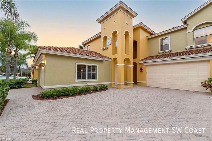 Primary Photo - 7210 Bergamo Way
