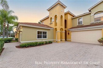 Building Photo - 7210 Bergamo Way