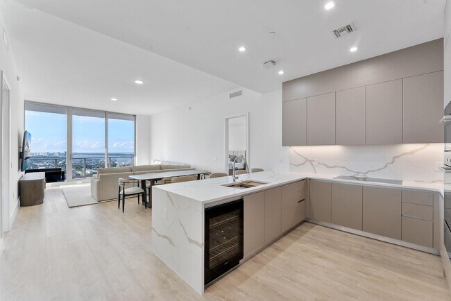 Foto del edificio - 220 Lake Shore Dr