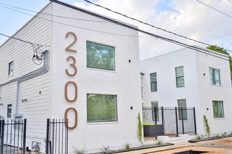 Building Photo - 2300 Stanford St