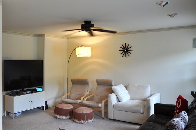 Foto del edificio - 110 Canterbury Ln