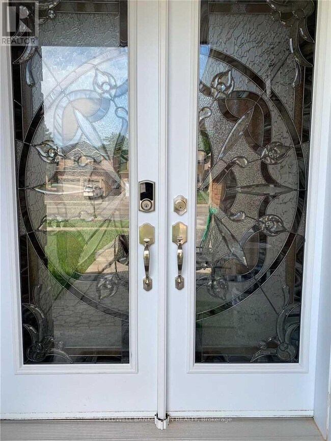 Building Photo - 1622 Bristol Rd W