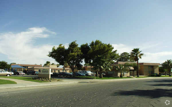 Building Photo - Summer Field Apartments