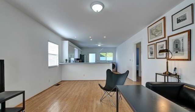 Open concept - 5529 Raber St