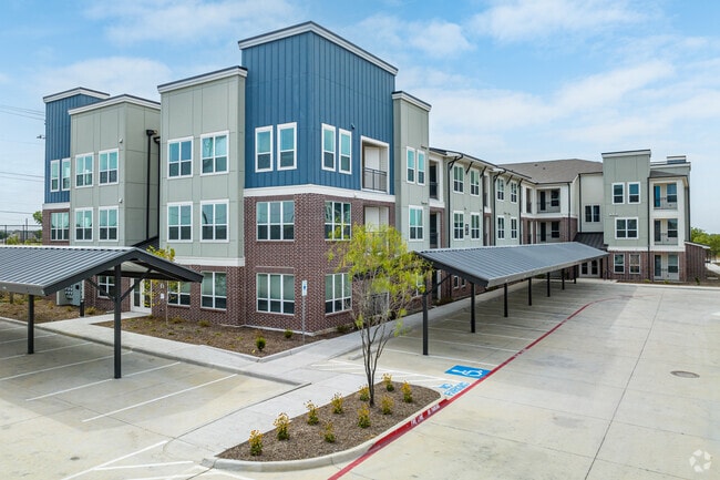 Building Photo - North Park Landing