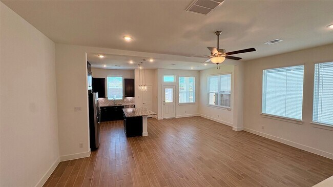 Foto del edificio - 10110 Agave Pt Ln