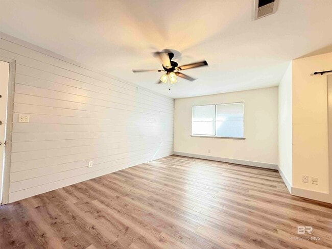 Building Photo - 500 Grant St