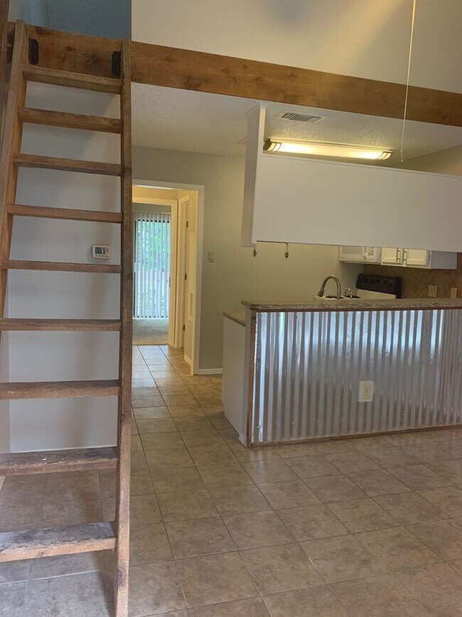 Foto del edificio - 2210 Pearl St