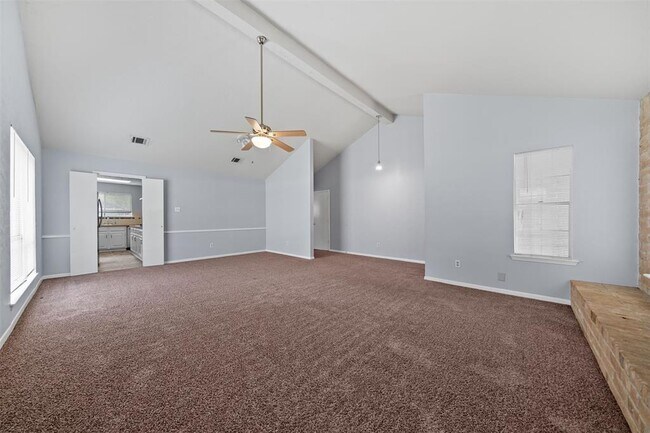 Building Photo - 25310 Pepper Ridge Ln