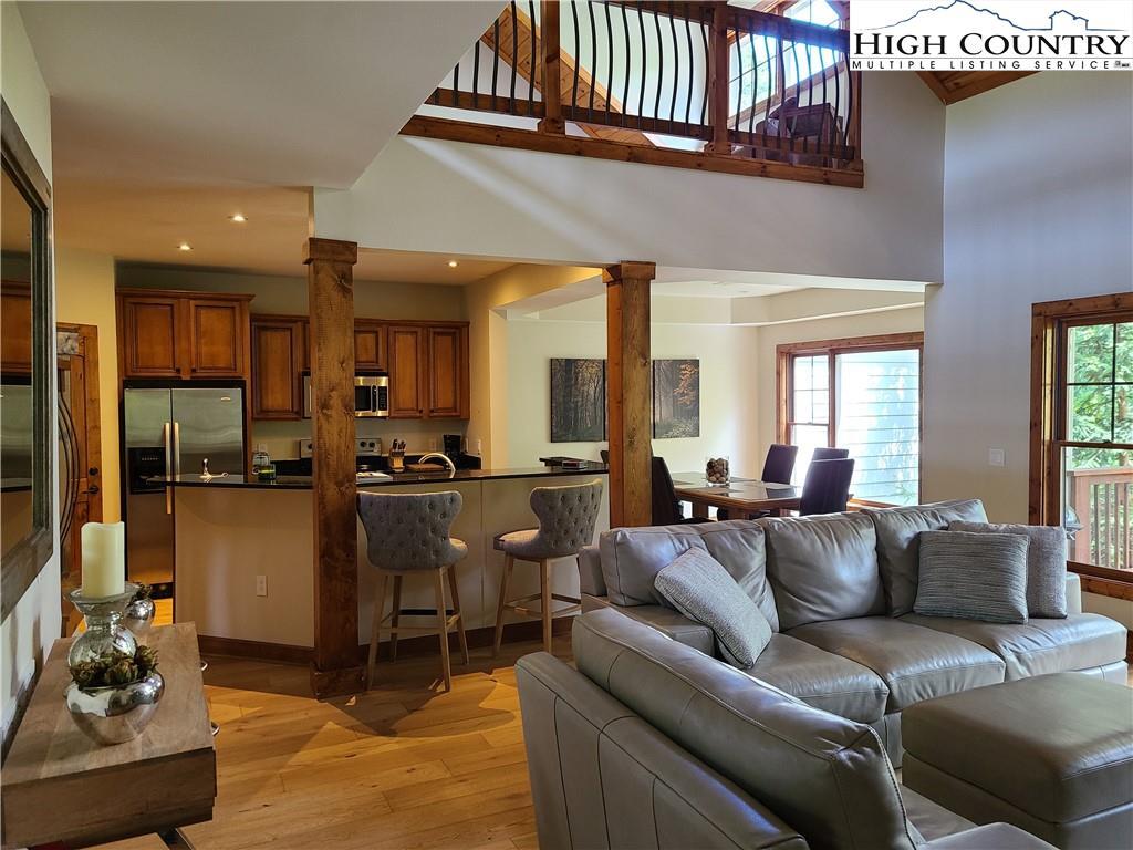 Foto principal - 135A Wapiti Way