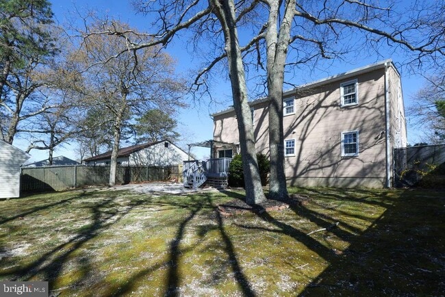 Building Photo - 117 Seaspray Rd