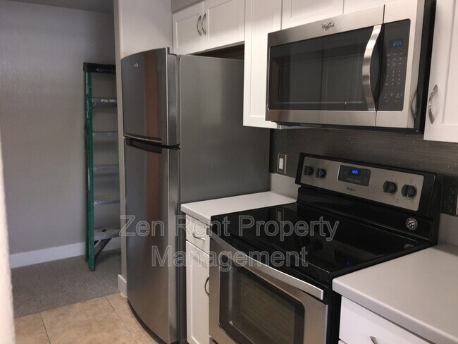 Foto del edificio - 3434 E Baseline Rd