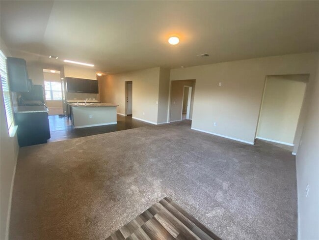Building Photo - 428 Luna Vista Dr
