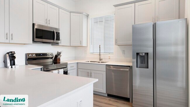 Building Photo - 8200 W Encanto Blvd