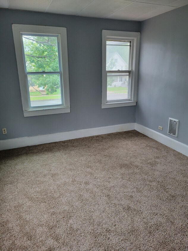 3979 Lake Ave Unit 2, Rochester, NY 14612 Apartments in Rochester, NY