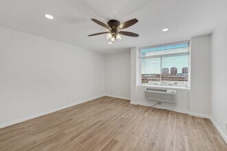 Building Photo - 7520 Hornwood Dr