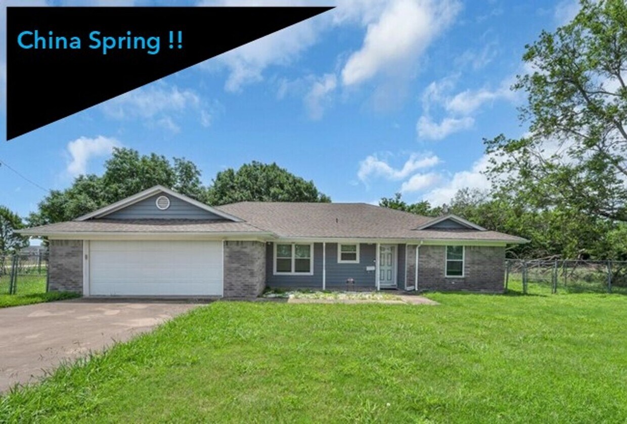 Primary Photo - Charming 3-Bed, 2-Bath Home in China Sprin...