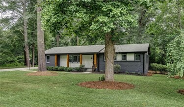 Building Photo - 131 Brookwood Dr SW